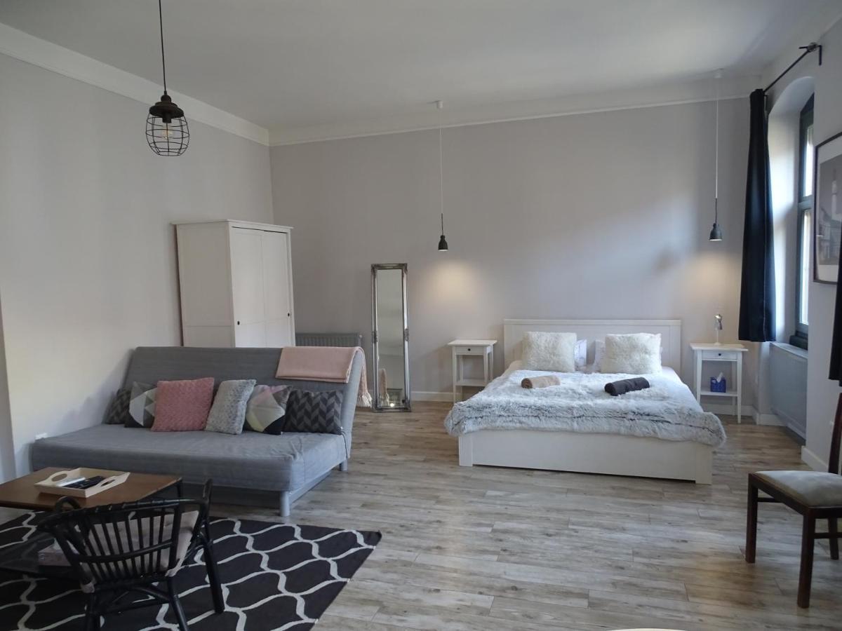 Ovaros Apartman 베스프렘 외부 사진