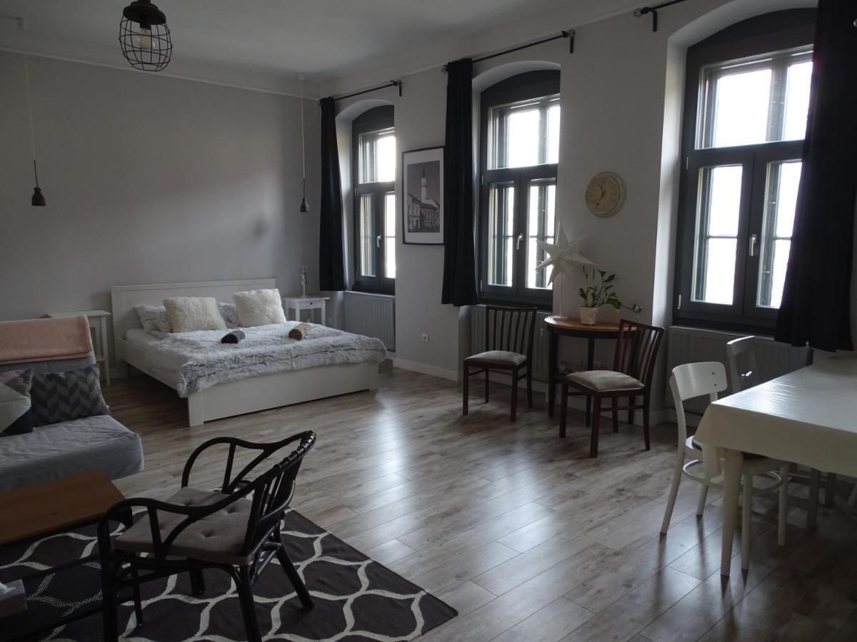 Ovaros Apartman 베스프렘 외부 사진