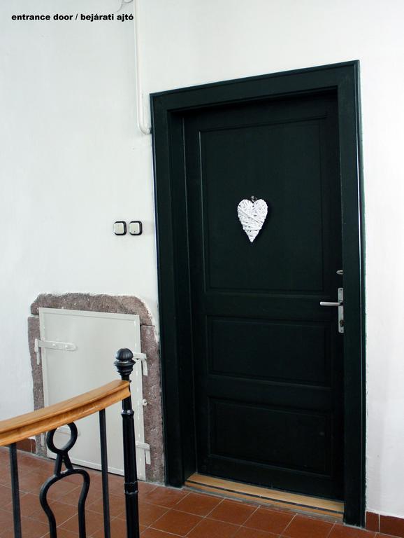Ovaros Apartman 베스프렘 외부 사진